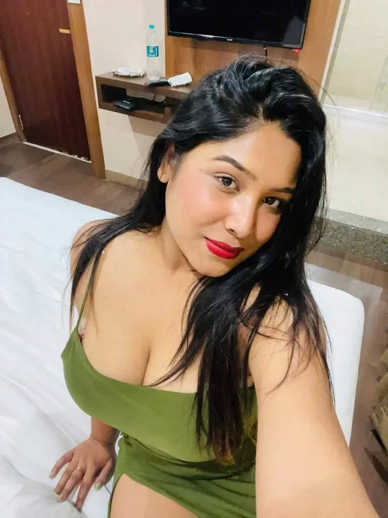 Glamorous styled woman in dehradun